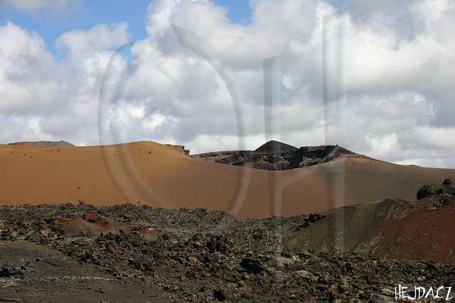 Krter v Parque Nacional de Timanfaya