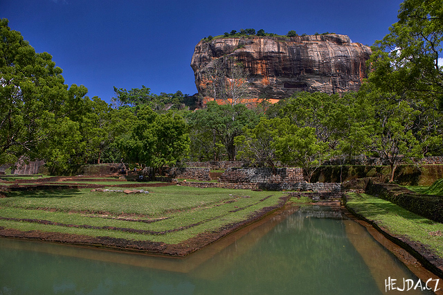 vodn� zahrada - Sigiriya