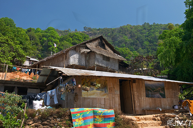 vesnice horsk�ho kmene Hmong