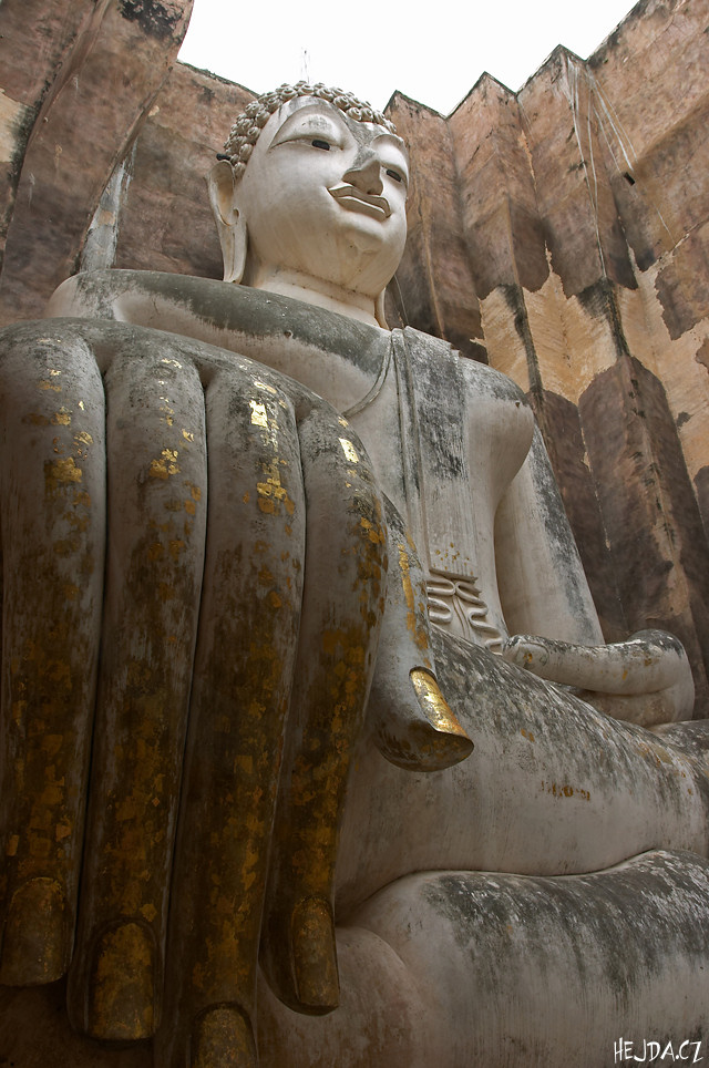 15m vysok� budha Wat Si Chum